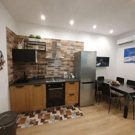 Apartment Antoinette Maison Cefalu